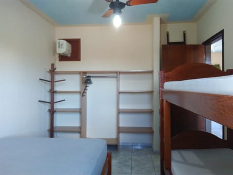 Apto 2 quartos, 8 Pessoas. prox. das praias. Apartment in São Francisco do Sul