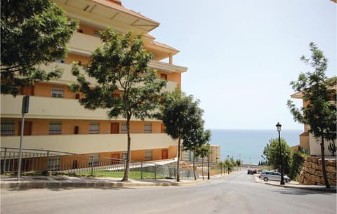 Amazing Apartment In Fuengirola-carvajal With 2 Bedrooms, Wifi And Outdoor Swimming Pool Condominio in Fuengirola