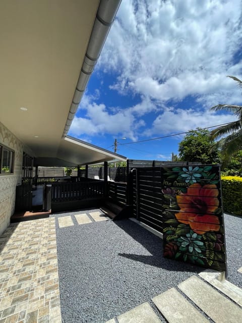 Villa Honey Rose - Rarotonga FREE WIFI House in Arorangi District