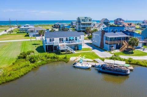 702 Trade Winds Drive House in North Topsail Beach
