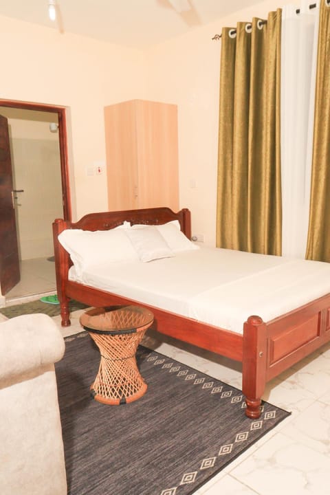 AMELIA BNBS Bed and Breakfast in Mombasa
