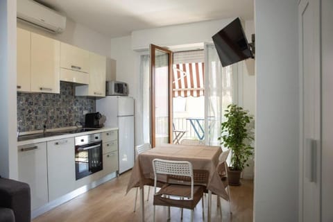 TV and multimedia, Kitchen or kitchenette, minibar, pet friendly
