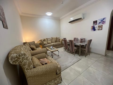 Living room, Seating area, Dining area, air conditioner