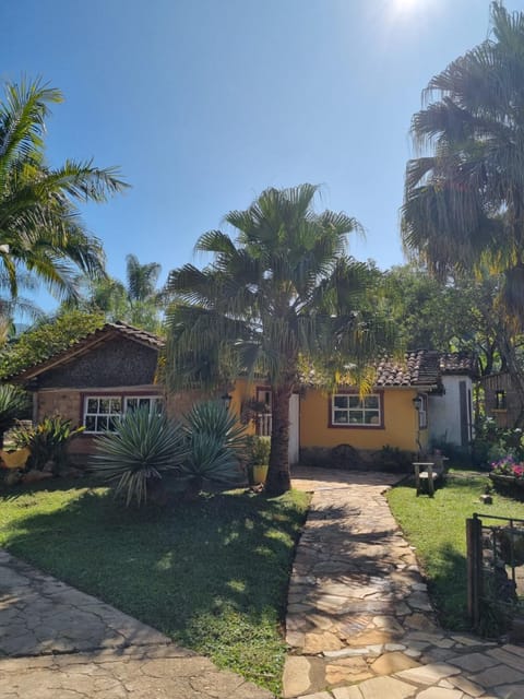 Property building, Day, Natural landscape, Breakfast