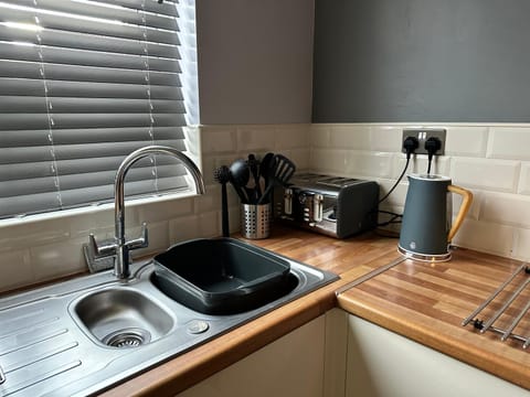 Spacious 3 bed house in Wombwell House in Borough of Barnsley