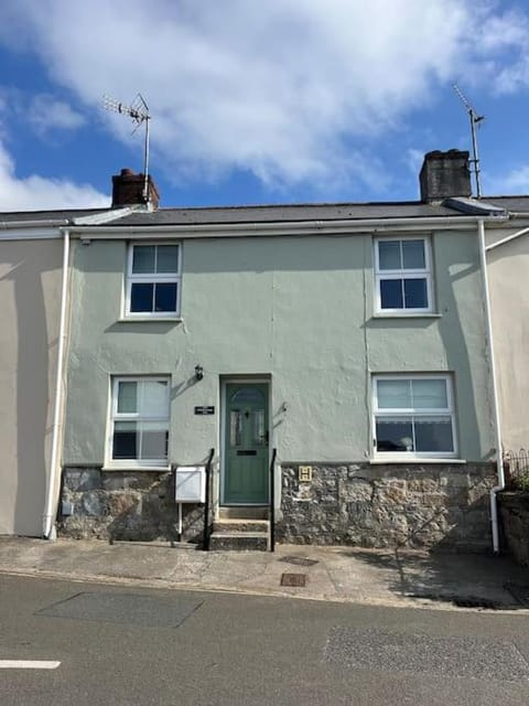 Central town location cosy Bells Cottage Casa in Saint Austell