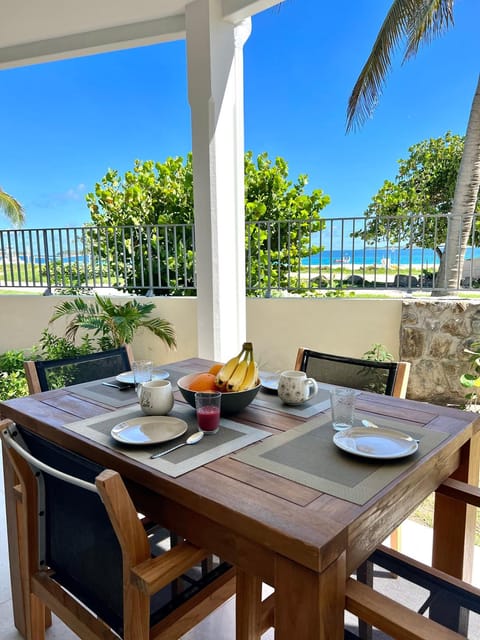 Dining area, Sea view