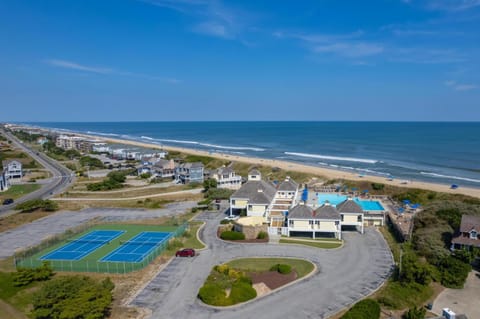 WE02 Soundbreeze Sunset House in Nags Head