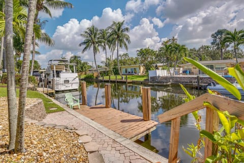 Fort Lauderdale Vacation Rental with Pool and Dock Haus in Lauderdale Isles
