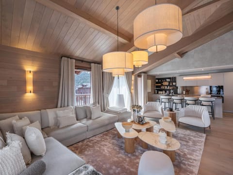 Chalet de Luxe avec Sauna et Jacuzzi, Proche Pistes et Centre de Courchevel - FR-1-563-142 Chalet in Saint-Bon-Tarentaise