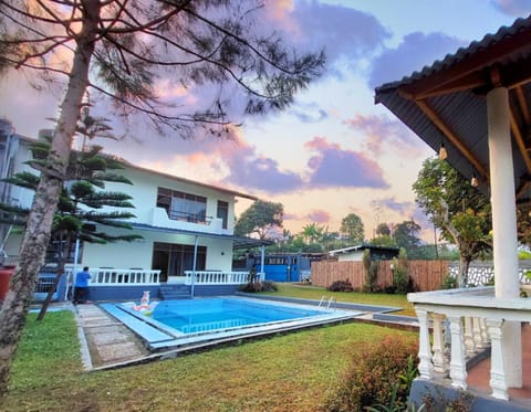 Property building, Garden view, Pool view, Swimming pool, Swimming pool