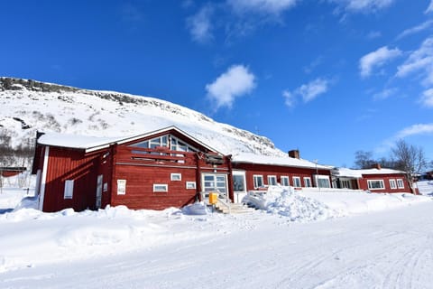 Kilpisjärven Retkeilykeskus Cottages Campground/
RV Resort in Norrbotten County, Sweden