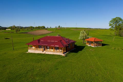 Aronija Zlatar Nature lodge in Zlatibor District, Serbia