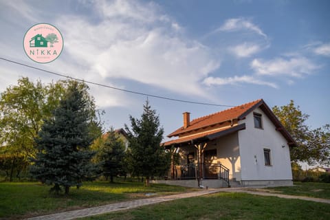 Property building, Day, Natural landscape, Garden view