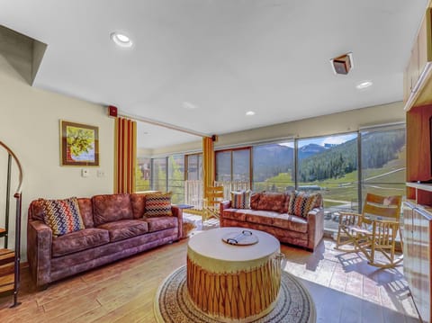 SF411 Snowflake 3Br 3Ba condo Condo in Copper Mountain