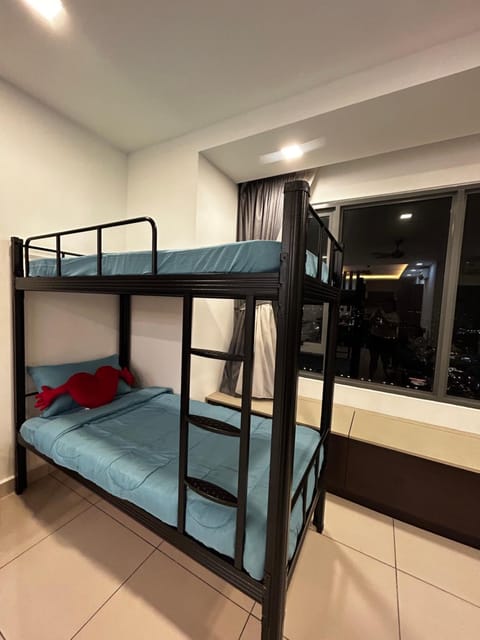 Damen Suite (A) Sunway Subang by DW Condo in Subang Jaya