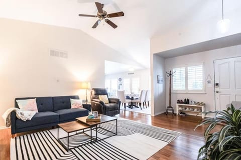 Charming beach home with Ocean & Mt. Baker View House in Camano Island