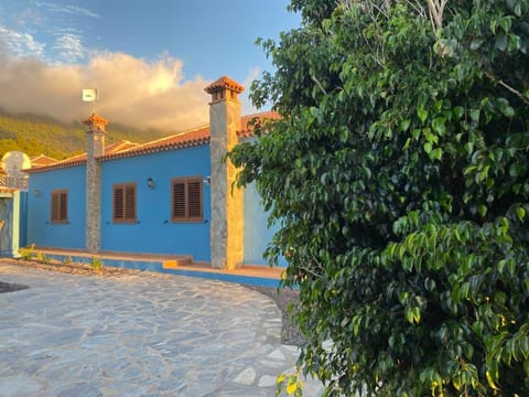 Mirador Azul House in La Palma