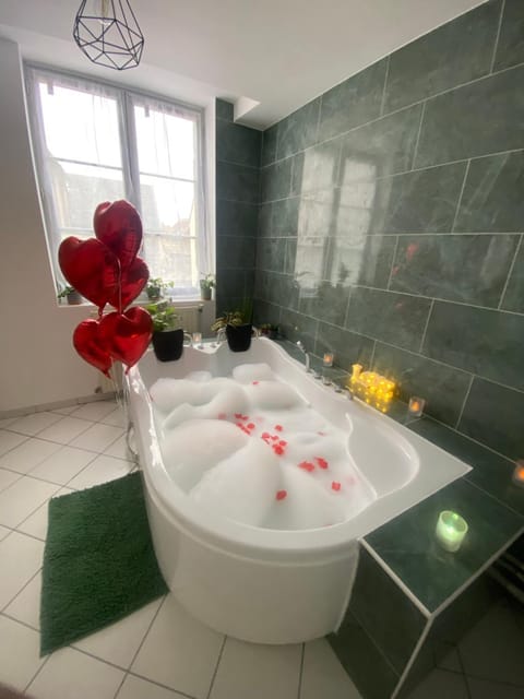 Hot Tub, Spa and wellness centre/facilities, Bath, towels