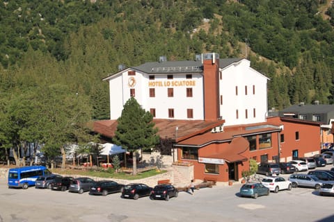 Facade/entrance, Bird's eye view, Drinks