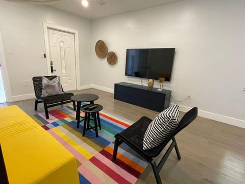 Best location Miami Brickell 3 bedroom Home Casa in Coral Gables