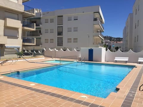 PISO LA HERRADURA FRENTE AL MAR CON PISCINA-GARAJE Condo in La Herradura