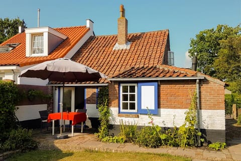 Property building, Garden, Garden view