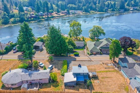Moon Over The Mills House in Neotsu