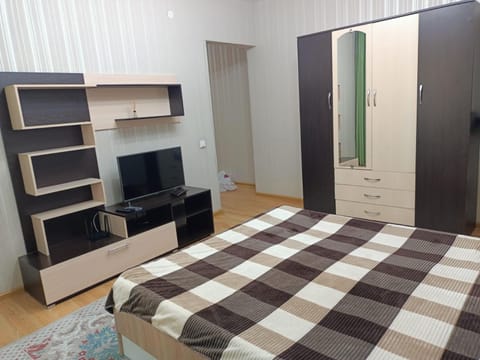 Апартомент Алмалы напротив Алматы Арены Apartment in Almaty