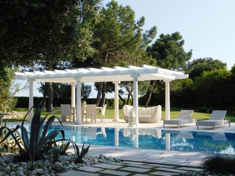 Wonderful villa with swimming pool on the island of Albarella by Beahost Rentals Villa in Isola Albarella