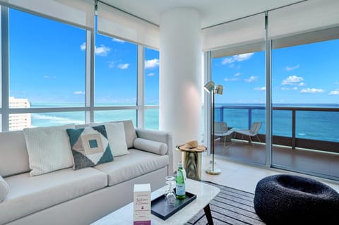 Dharma Home Suites Miami Beach at Monte Carlo Apartment in Miami Beach
