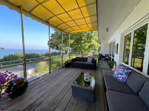 View (from property/room), Balcony/Terrace