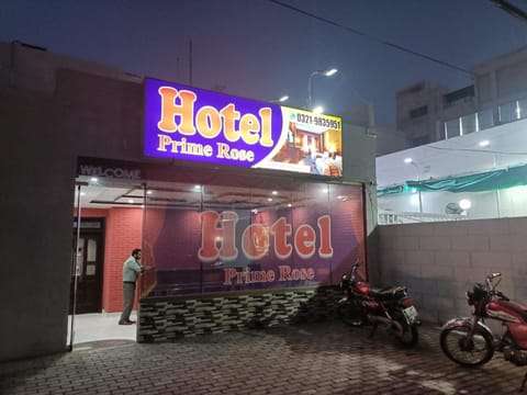 Hotel Prime Rose Hotel in Lahore