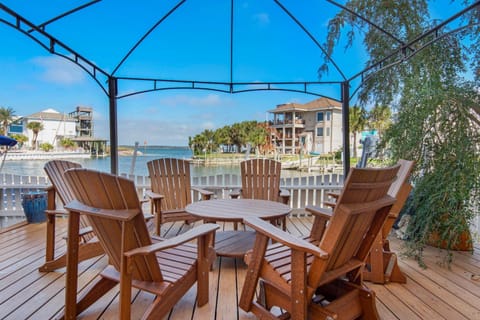 Tequila Sunrise House in Pensacola Beach