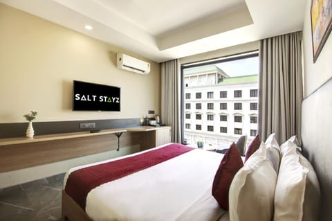 Bed, TV and multimedia, Photo of the whole room, Evening entertainment, Bedroom, air conditioner