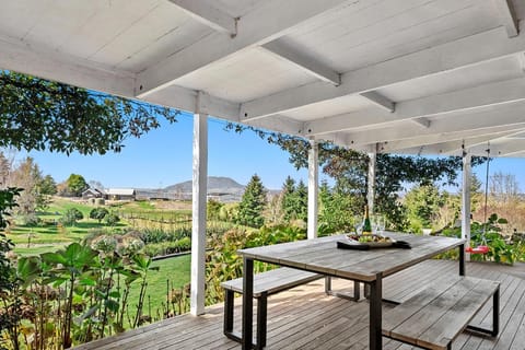 Natural landscape, Balcony/Terrace, Mountain view