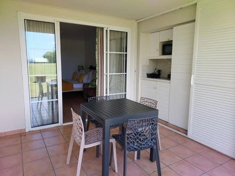 The feet in water Apartment in Sainte-Luce