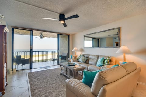 Clearwater Beachfront Condo with Heated Pool Access! Eigentumswohnung in Sand Key