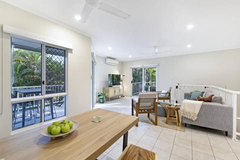 Discover a Scandi Style Pool Retreat in Nightcliff Eigentumswohnung in Darwin