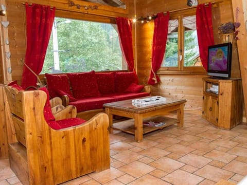 Chalet 8 pièces, 16 pers, proche village, parking, WiFi, animaux admis - FR-1-676-112 Apartment in Châtel