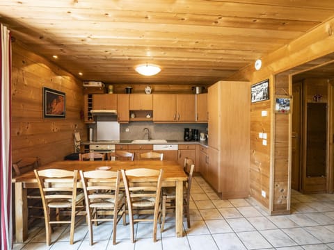 Appartement 4P pour 9 personnes, terrasse, à 900m du centre de Châtel, proche navettes - FR-1-676-124 Apartment in Châtel