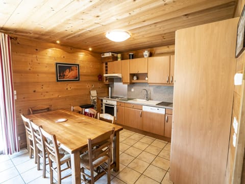 Appartement 4P pour 9 personnes, terrasse, à 900m du centre de Châtel, proche navettes - FR-1-676-124 Apartment in Châtel