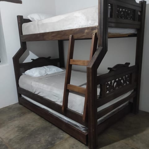 bunk bed