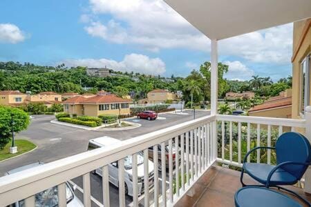 Hospitality Expert CHA3 - Pool Beach Hip-Strip Copropriété in Montego Bay