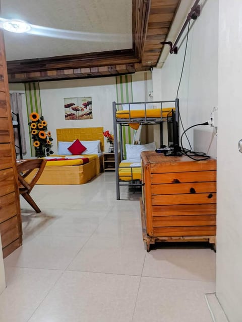 twentyfour- seven transient house Bed and Breakfast in Baguio