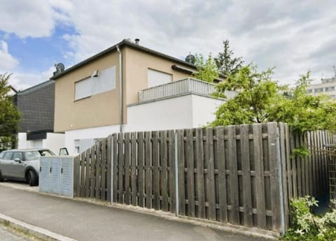 Property building, Street view