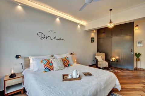 StayVista's Nook by the River - River-View Escape in the Heart of the City with Modern Amenities Chalet in Udaipur