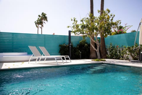 Day, Pool view, Swimming pool, sunbed