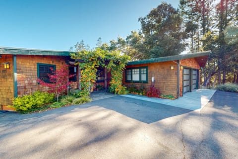 Laguna Overlook House in Russian River