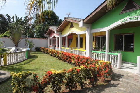 Rainbow Village Appartement-Hotel in La Ceiba